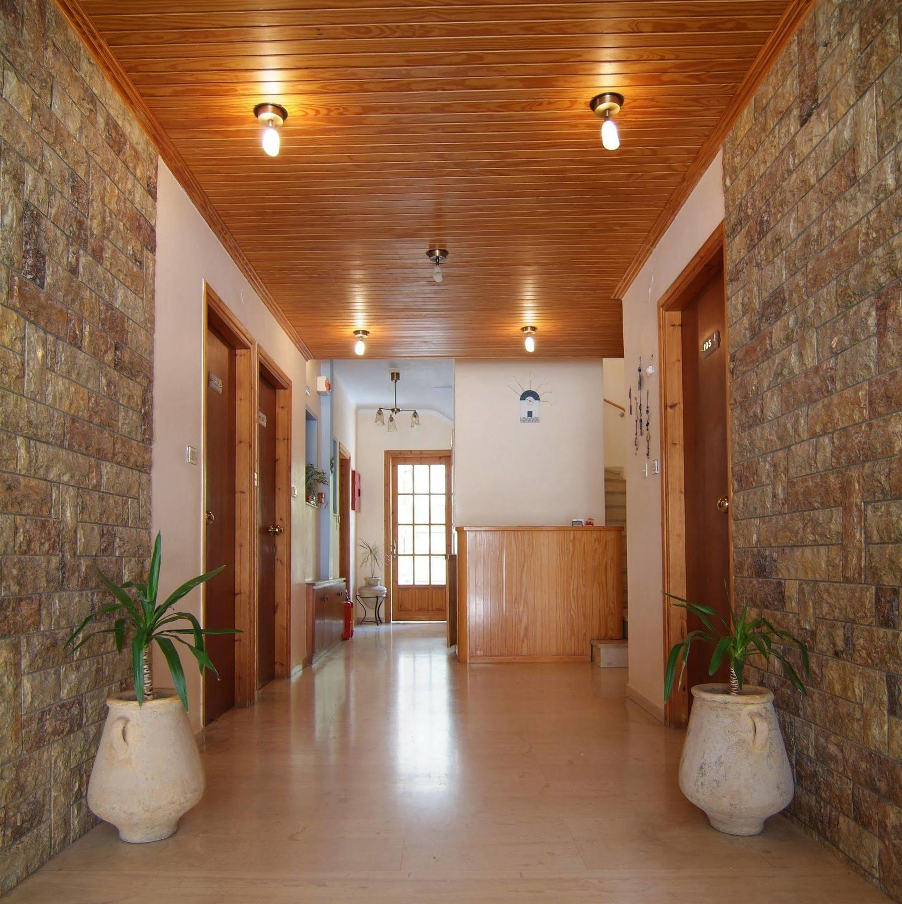 Studios Maria Paralio Astros Exterior photo
